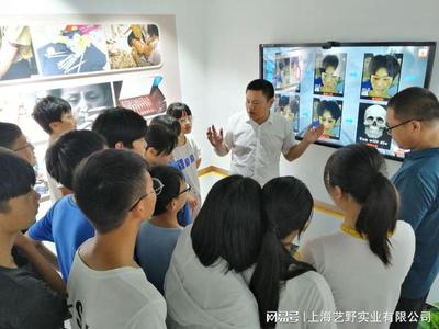 趣味性禁毒教育VR體驗設備、VR禁毒基地、多媒體禁毒教育產品配置